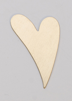 Brass Funky Heart, 24 Gauge, 1-1/2 by 1 Inch, Pack of 6||MET-435.10