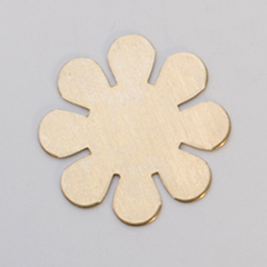 Brass 8-Petal Flower, 24 Gauge, 15/16 Inch, Pack of 6||MET-440.10