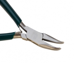 Euro Tool Value Series Plier, Bent Chain Nose Pliers, 4-1/2 Inches||PLR-490.50