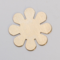 Brass 8-Petal Flower, 24 Gauge, 15/16 Inch, Pack of 144||MET-440.10G